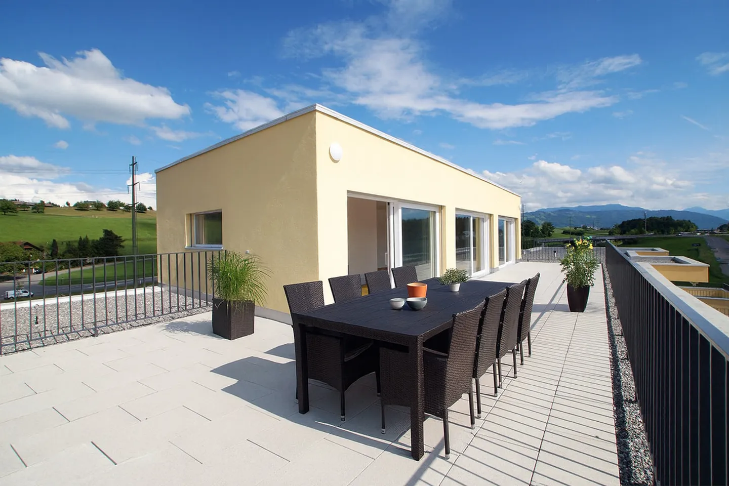 Spazio Commerciale Moderno - Foto 3 di 10