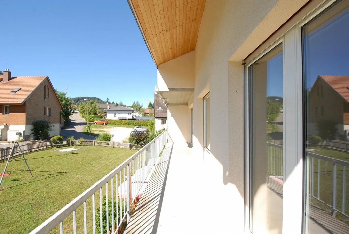 Sunny 4-room apartment in a paradise location in Nunningen - Photo 10 of 13