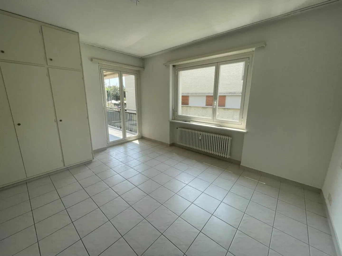 ASCONA - 3 1/2 Room Apartment, Ideal Location between Piazza and Lido Golf Course - Photo 5 of 10