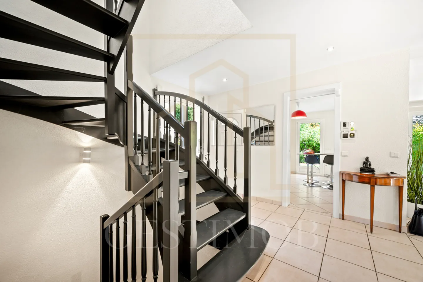 DIVONNE-LES-BAINS: MAGNIFICENT HOUSE WITH POOL & JACUZZI - Photo 10 of 13