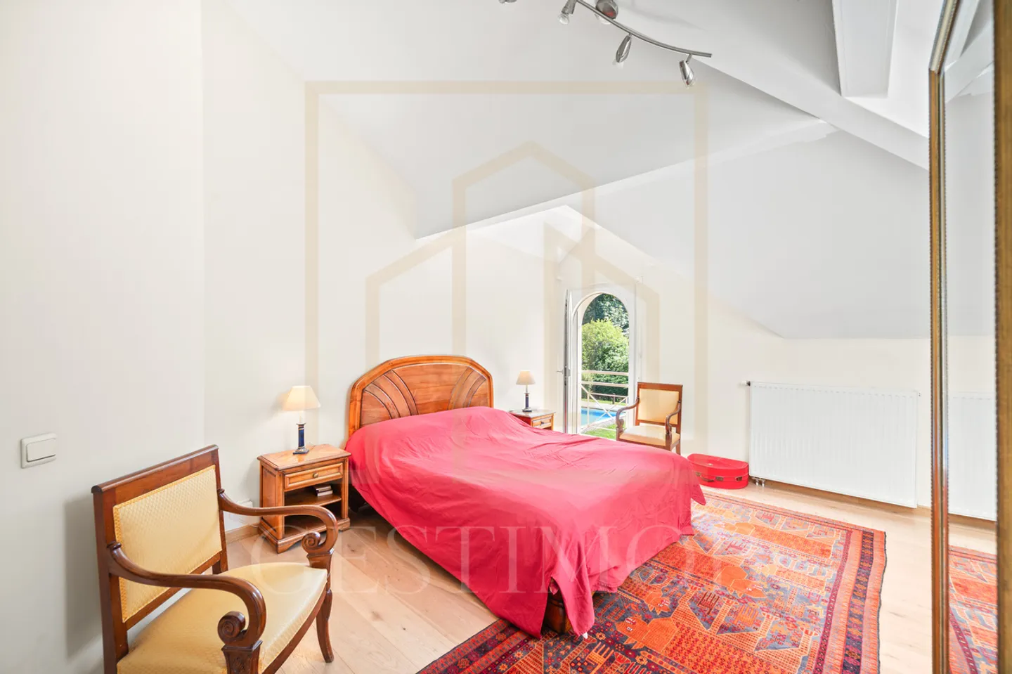 DIVONNE-LES-BAINS: MAGNIFICENT HOUSE WITH POOL & JACUZZI - Photo 11 of 13