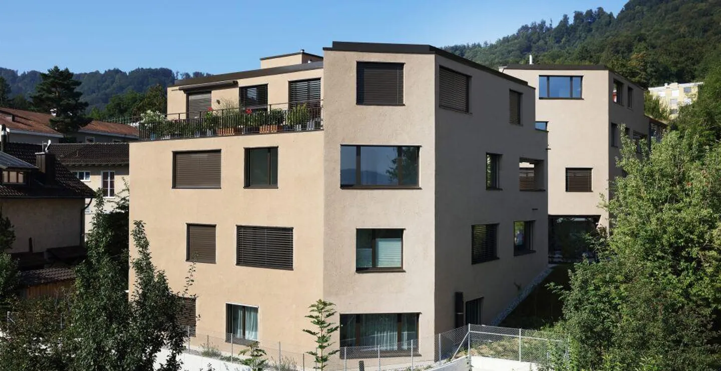 Appartement 2,5 pièces lumineux, spacieux et meublé - Photo 1 sur 9