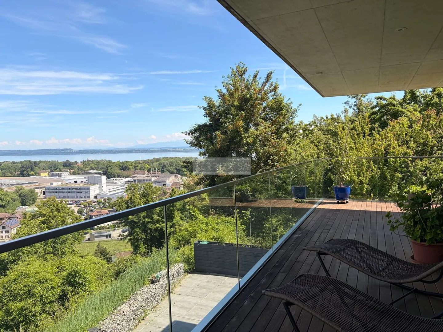 Penthouse of high class with 6.5 rooms and large terrace - Photo 1 of 13