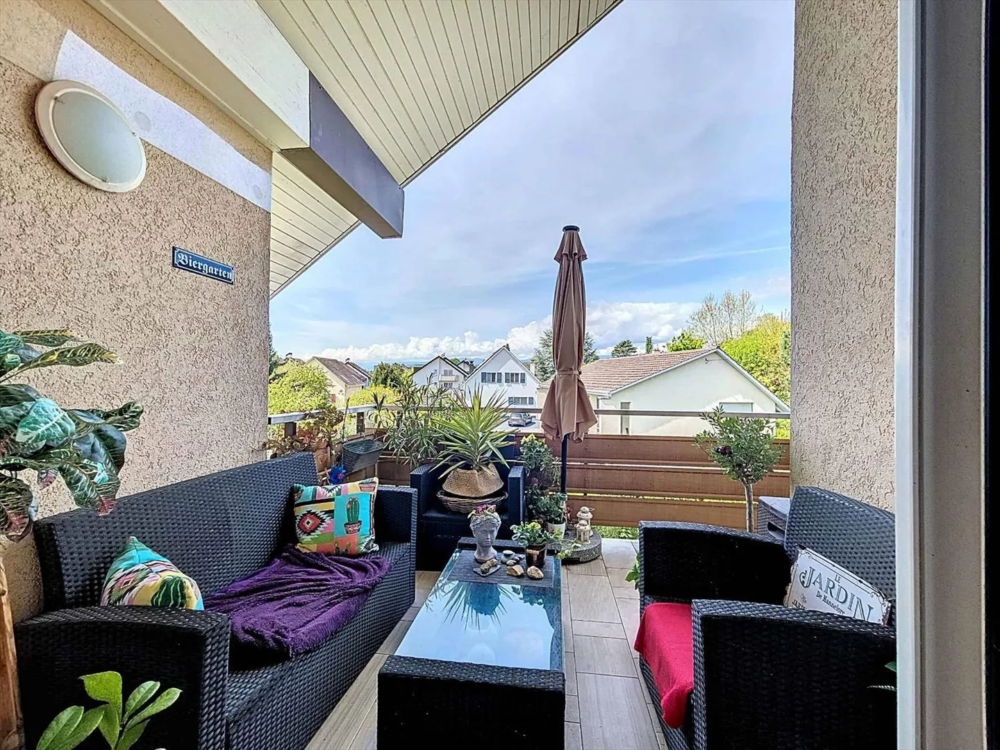 5.5 Room Apartment in Saint-Prex - Photo 8 of 12