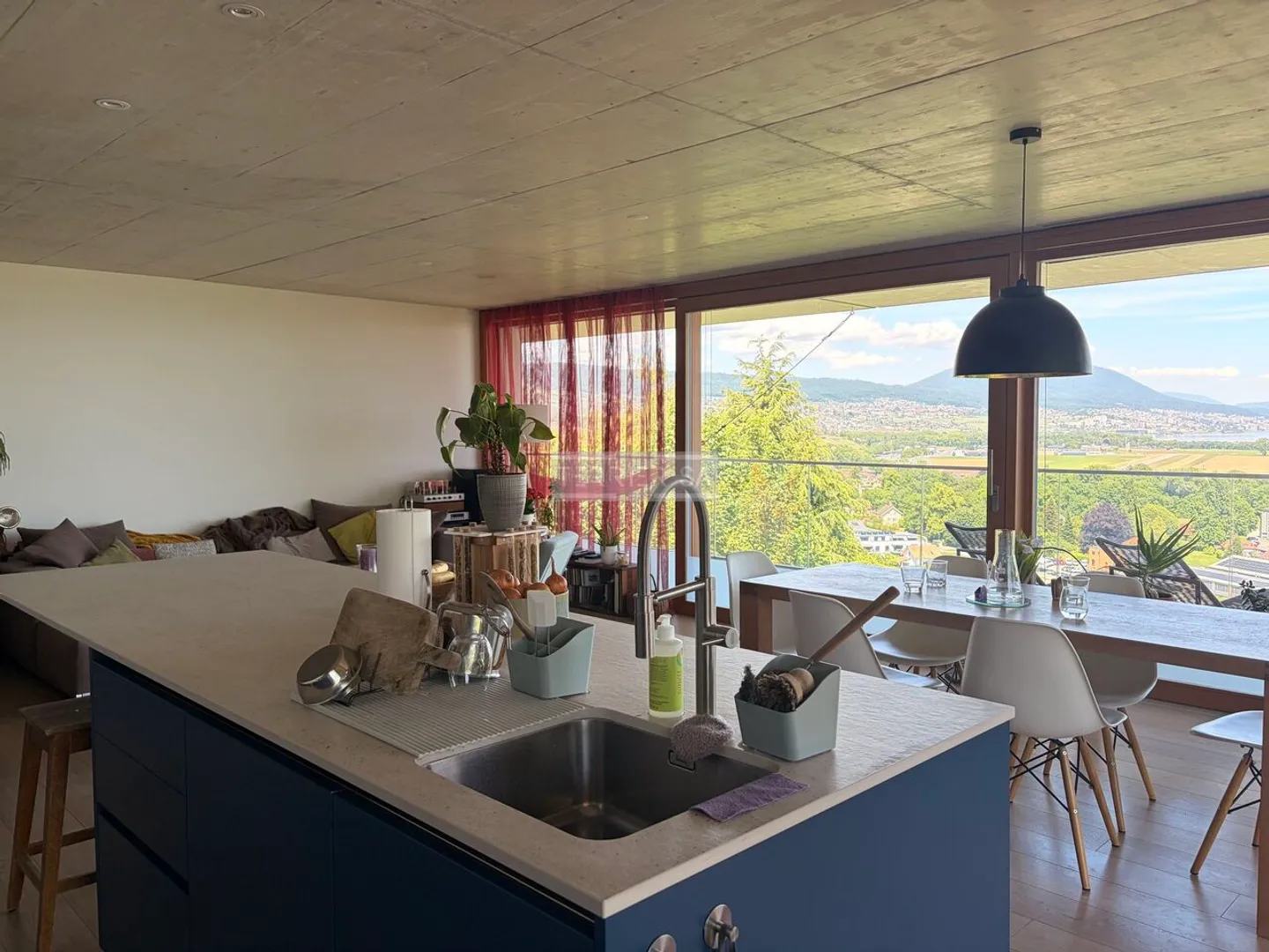 Penthouse of high class with 6.5 rooms and large terrace - Photo 3 of 13