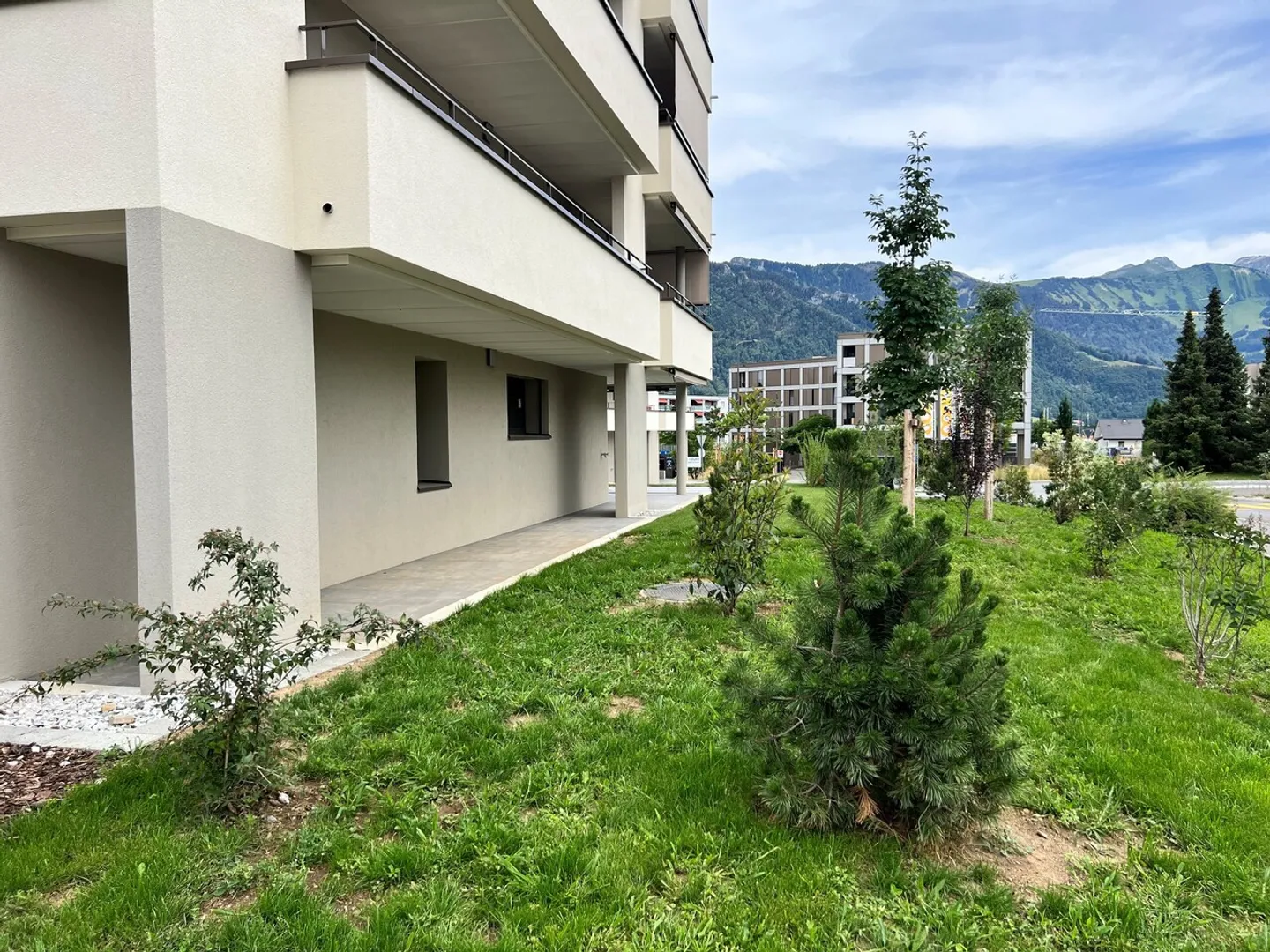Elegante appartamento 4½ locali con giardino - Foto 16 di 18
