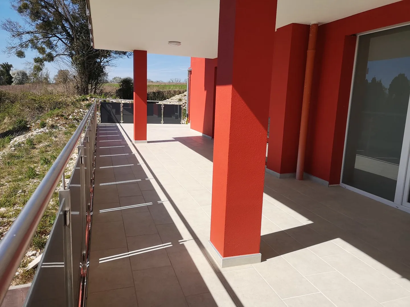 Magnificent 4.5-room apartment with terrace and veranda, 200m2 garden optional - Photo 20 of 24