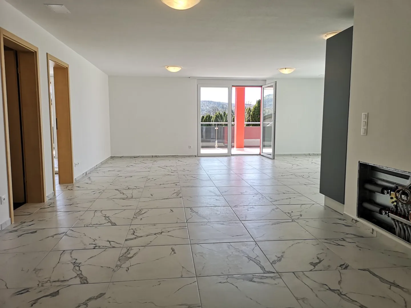 Magnificent 4.5-room apartment with terrace and veranda, 200m2 garden optional - Photo 10 of 24