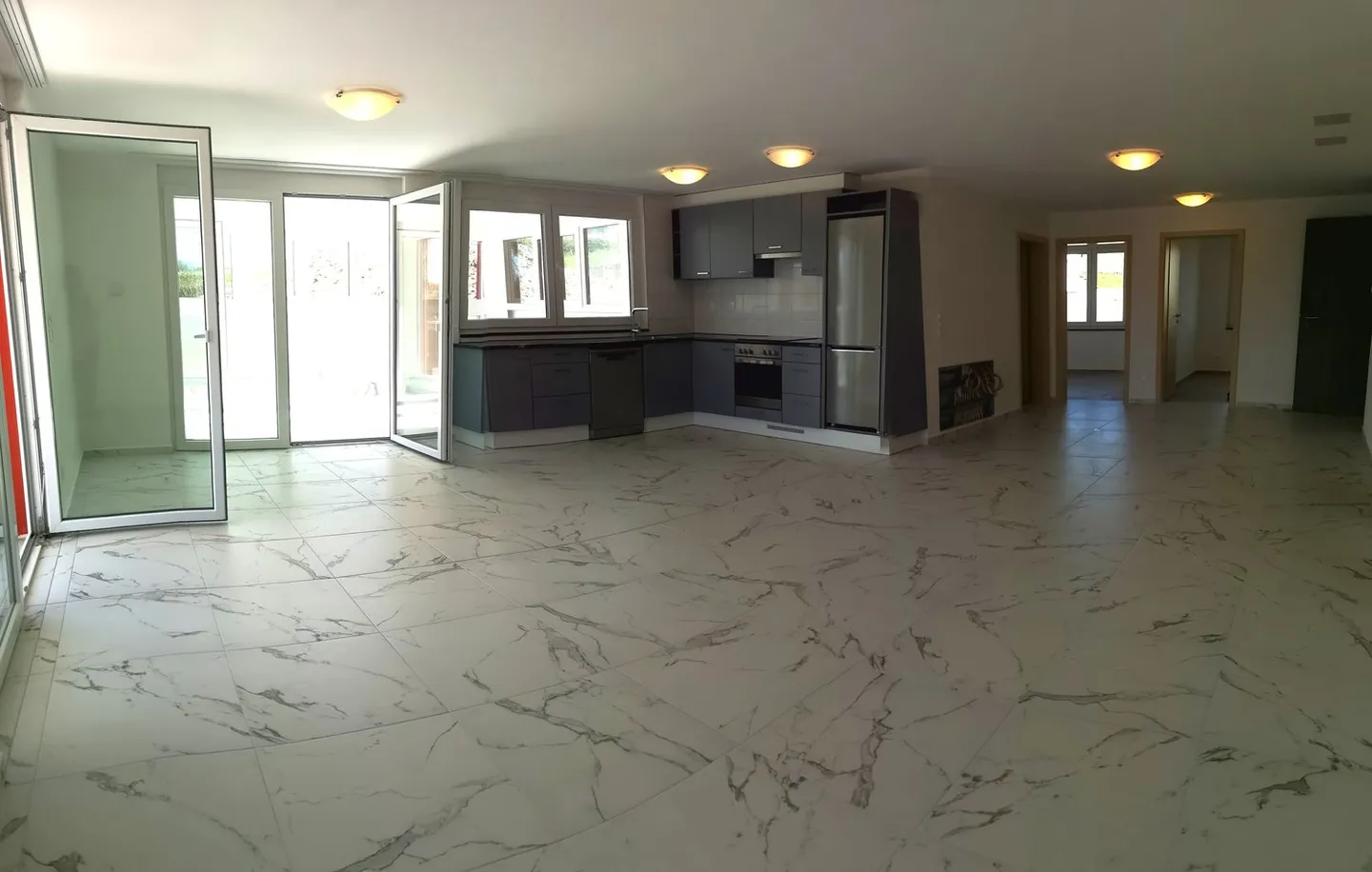 Magnificent 4.5-room apartment with terrace and veranda, 200m2 garden optional - Photo 12 of 24