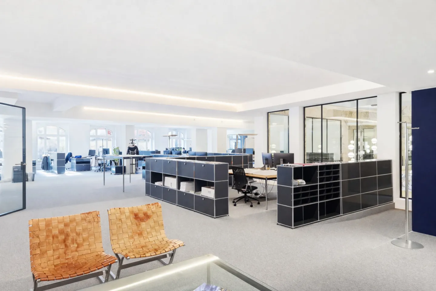 Prestigious office of 430m² in the heart of Lausanne. - Photo 3 of 10