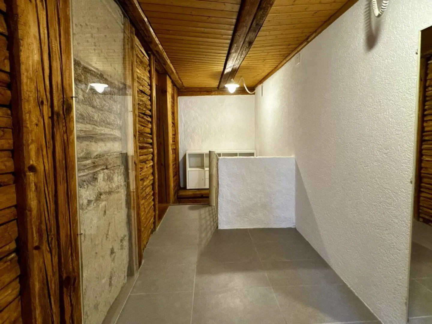 Appartement Charmant avec Terrasse - Photo 5 sur 10