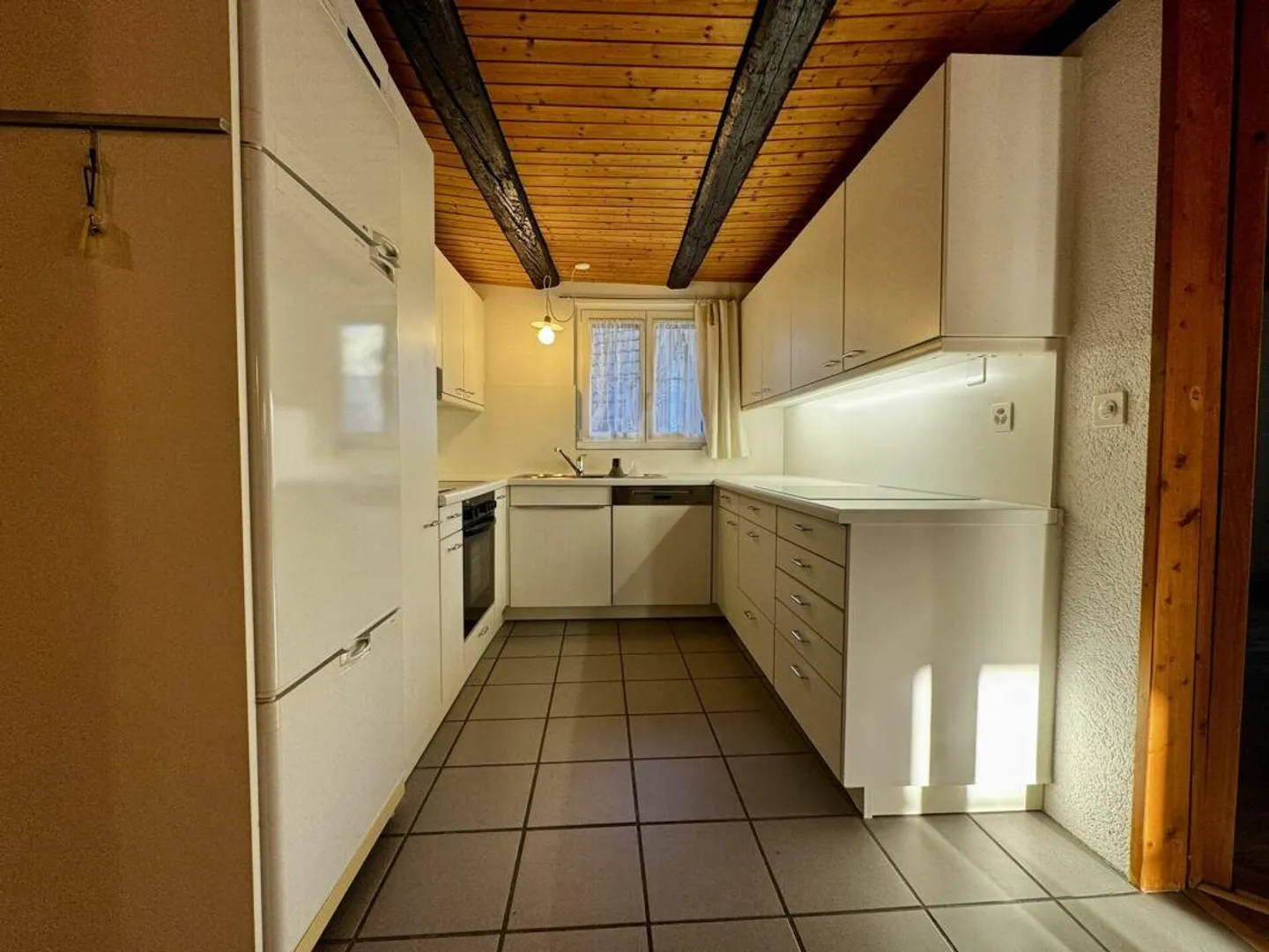 Appartement Charmant avec Terrasse - Photo 8 sur 10