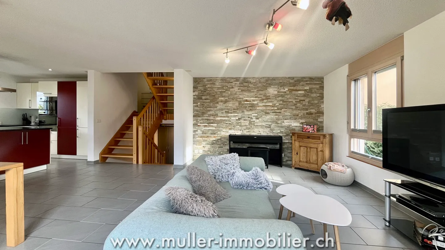 Single house for sale - Photo 2 of 12