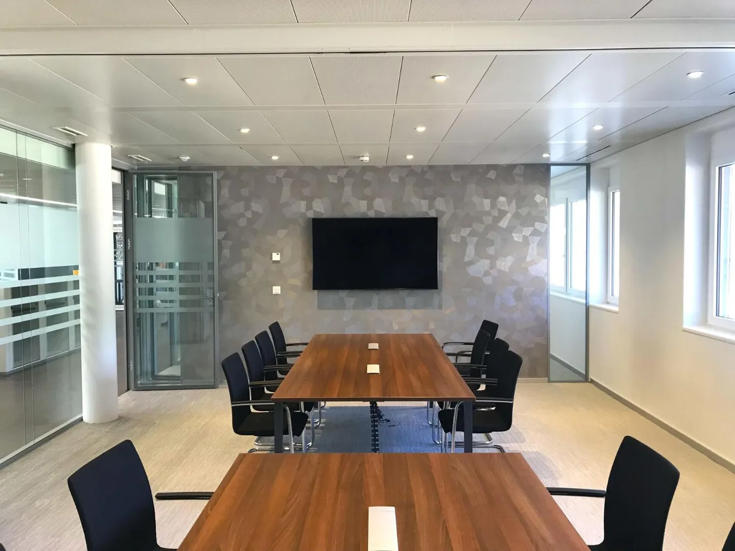 Grand plateau de bureau de 700m² moderne Gare CFF Morges ! - Photo 1 sur 9