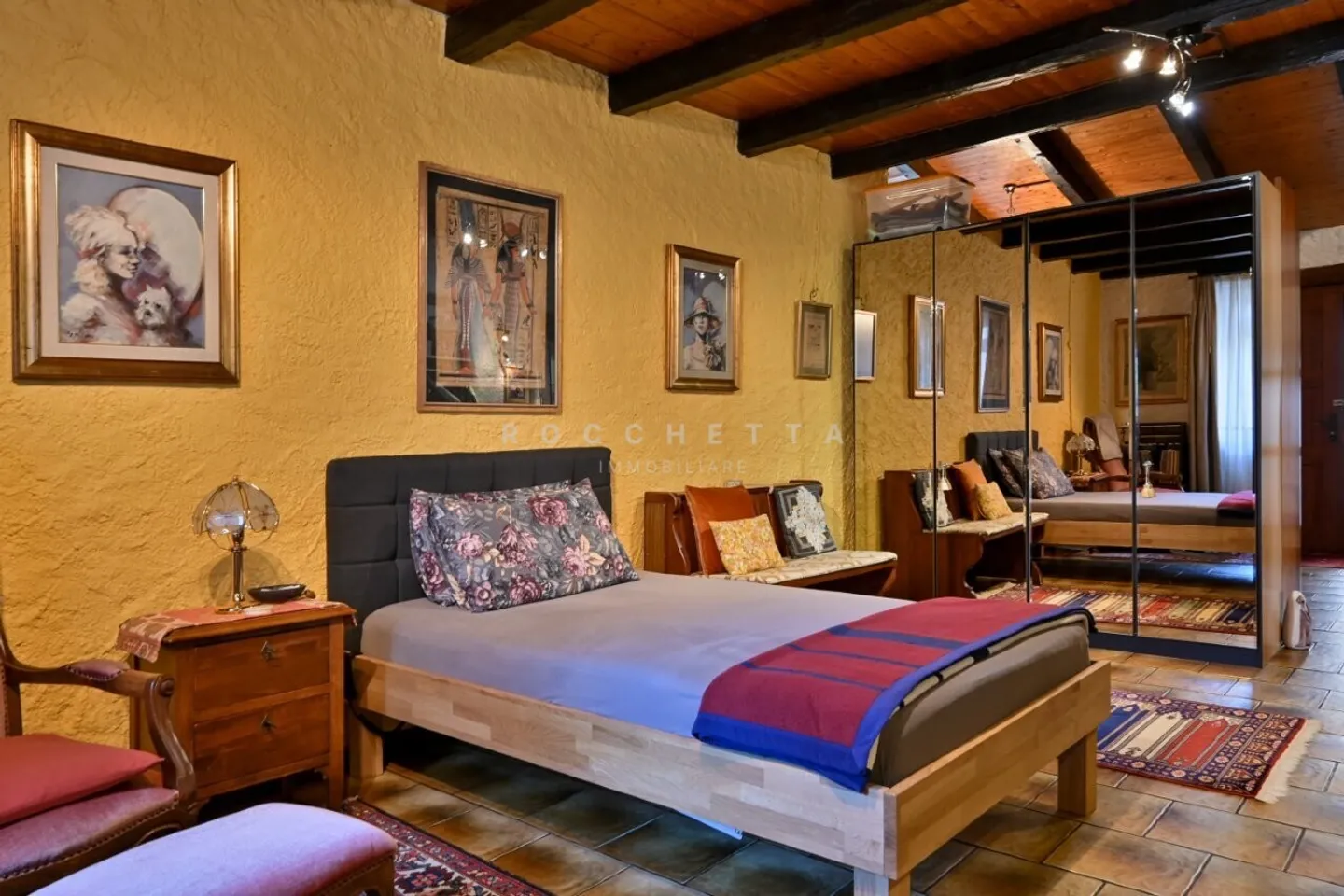 Large and well-kept historic Ticino house with splendid outdoor space - Photo 9 of 15