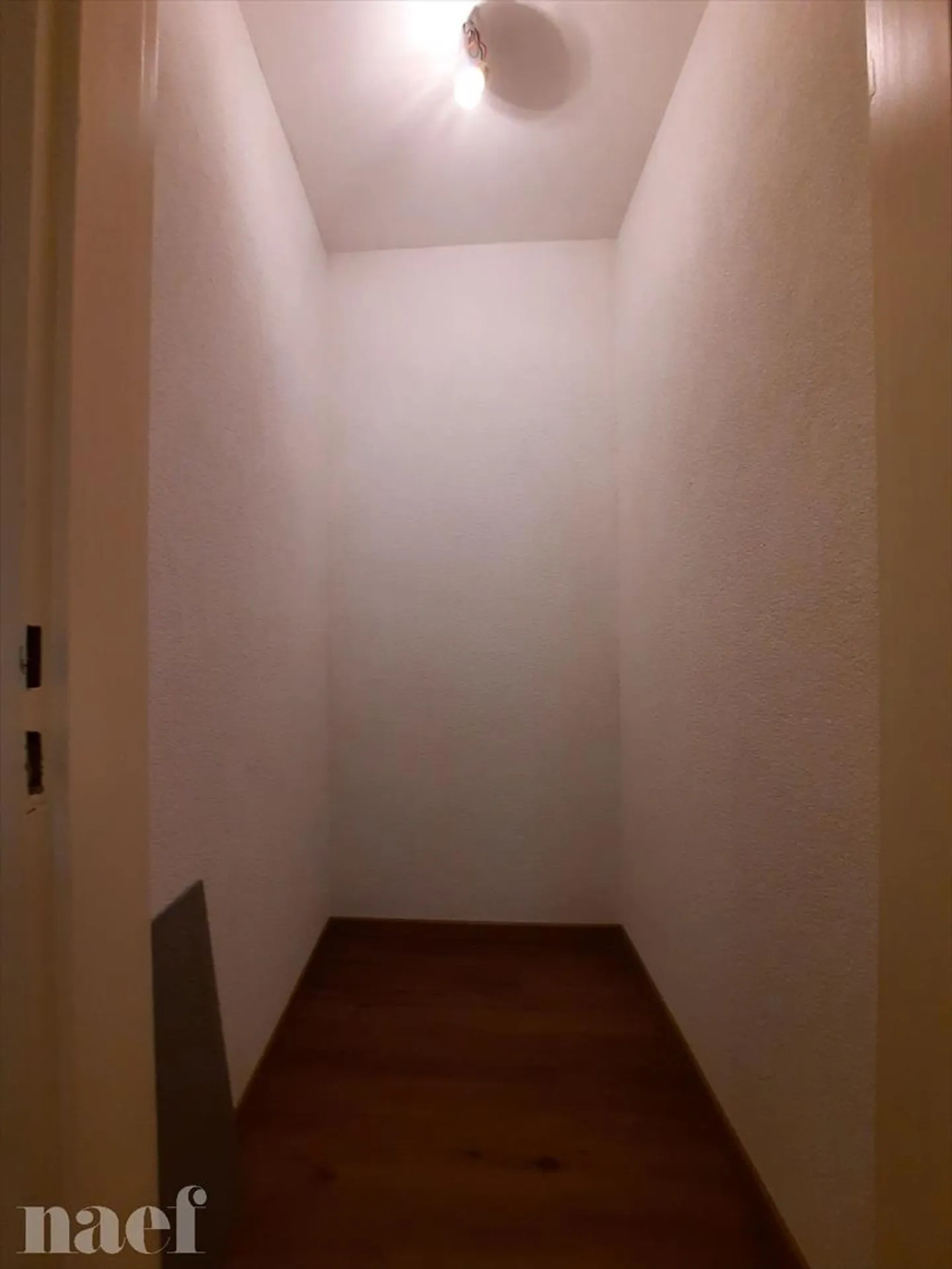 Schönes 3,5-Zimmer-Apartment im 4. Stock mit Aufzug - Photo 8 of 8