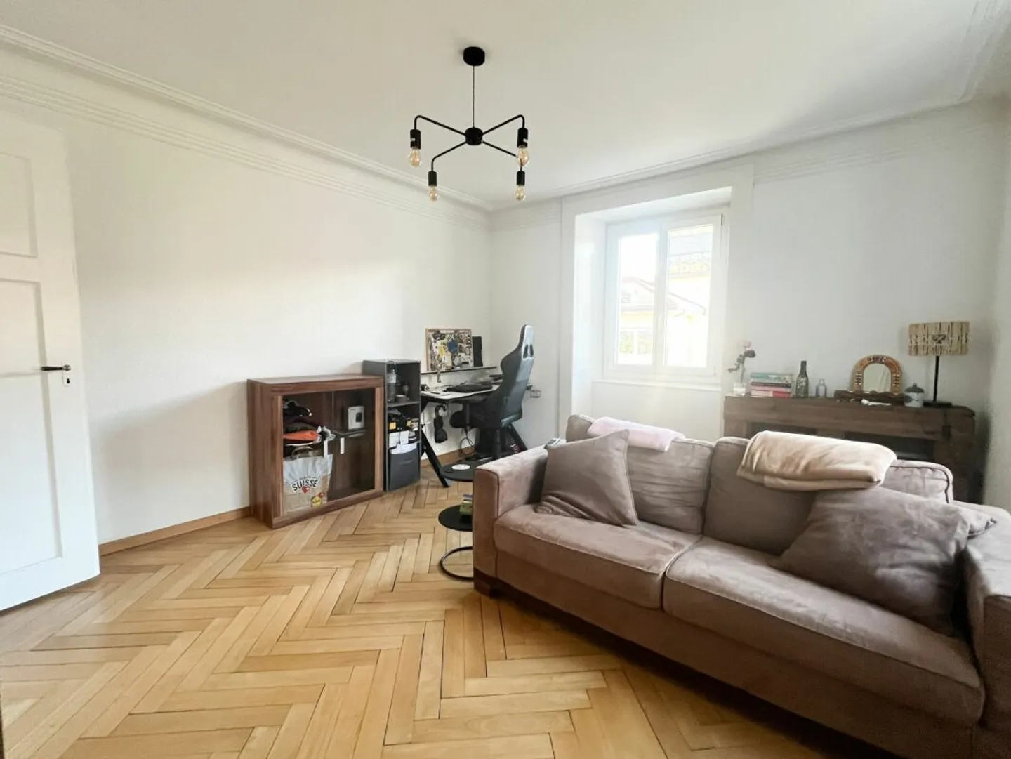 Apartment for rent - Photo 4 of 11