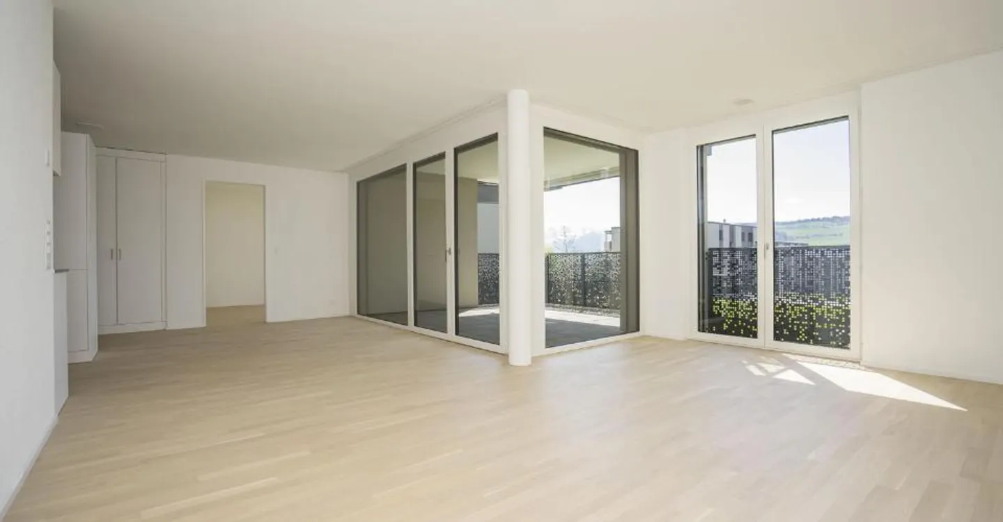 Modern 4.5-room apartment in a prime location in Münsingen! - Photo 3 of 10