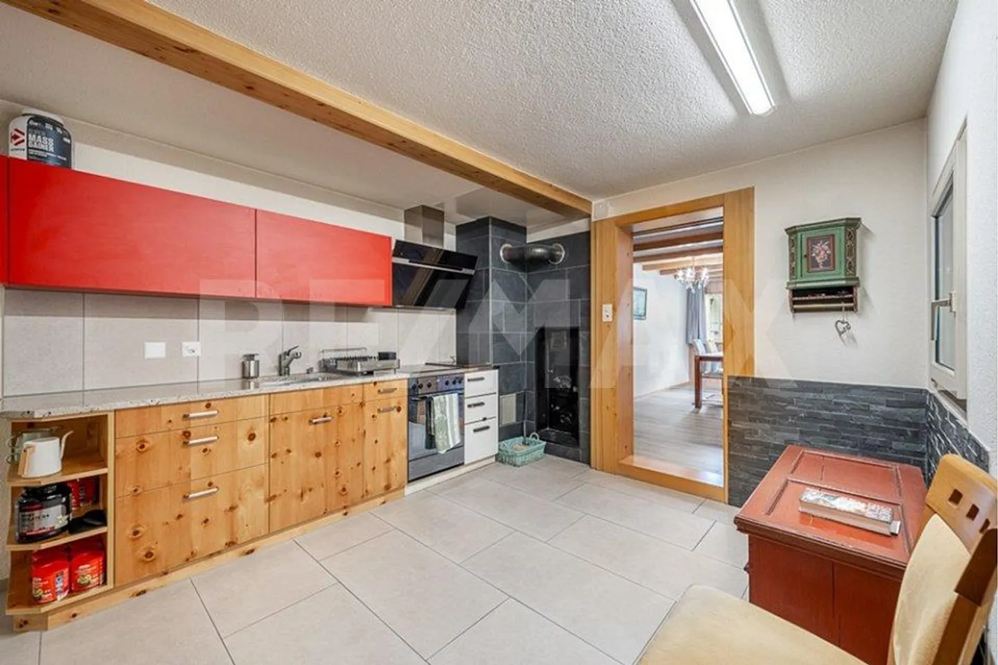 Gepflegtes 5½-ZImmer-Einfamilienhaus als Ferien- oder Festwohnsitz - Foto 4 di 13