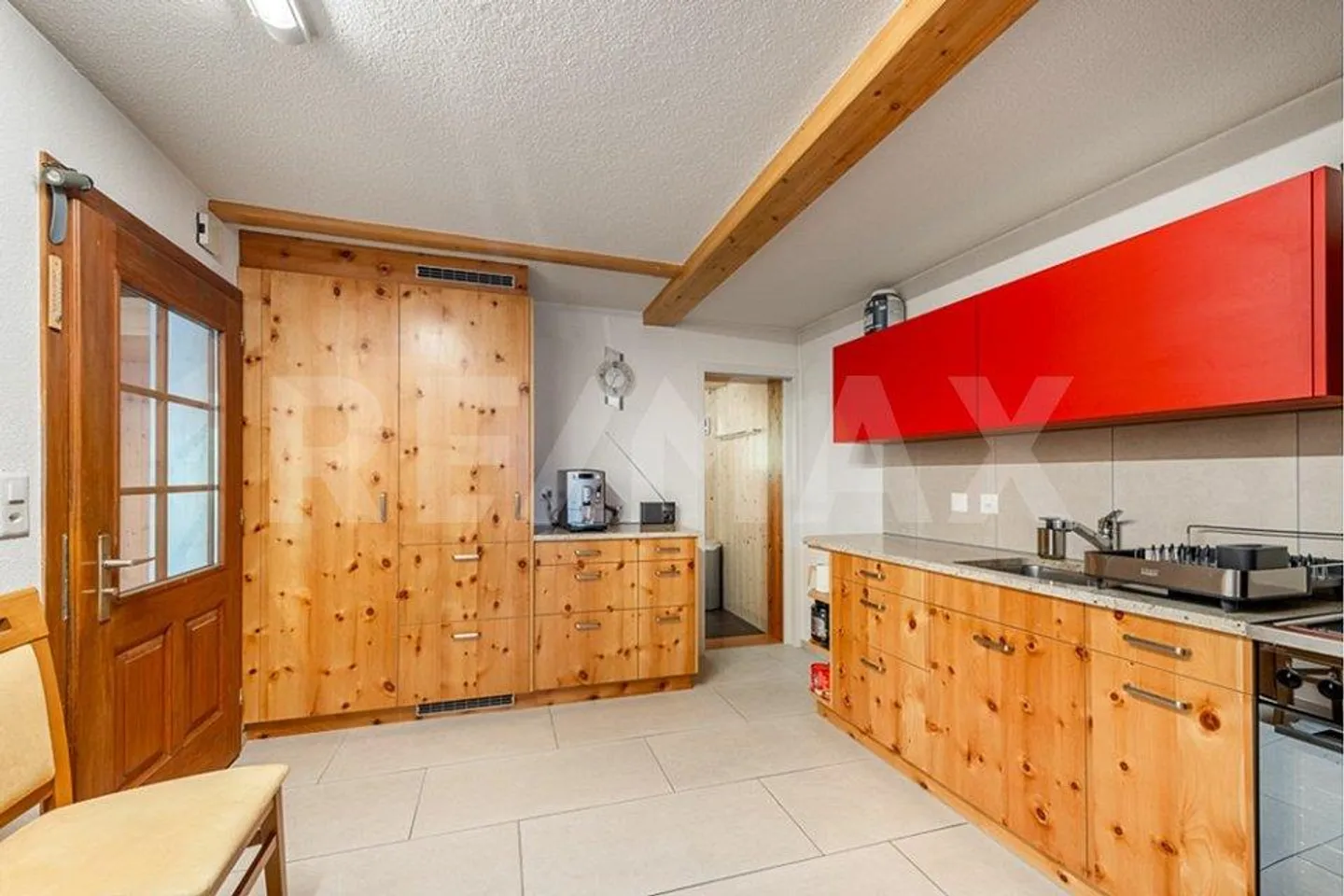 Gepflegtes 5½-ZImmer-Einfamilienhaus als Ferien- oder Festwohnsitz - Foto 5 di 13