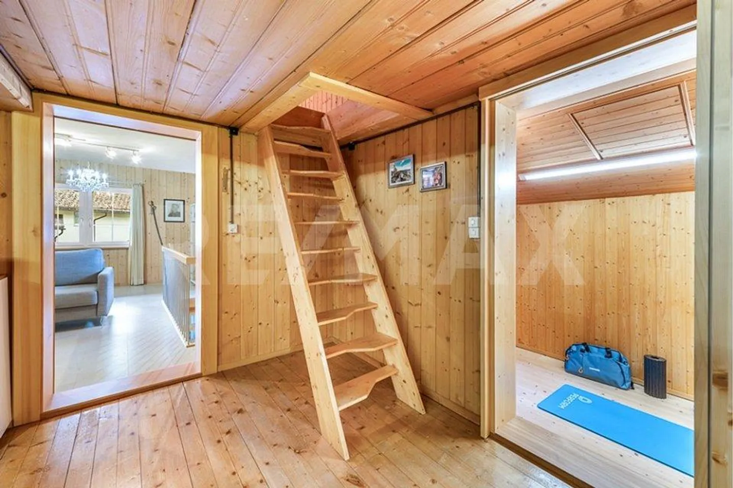 Gepflegtes 5½-ZImmer-Einfamilienhaus als Ferien- oder Festwohnsitz - Foto 13 di 13