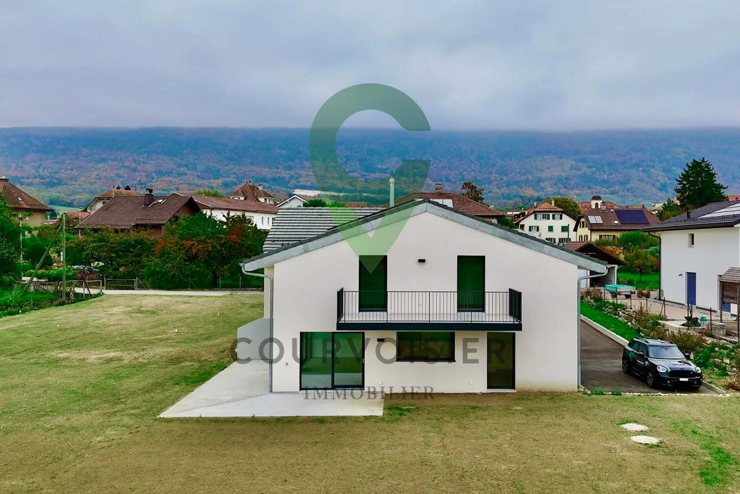 Bella nuova villa bifamiliare in un ambiente rurale con vista sulle Alpi - Foto 3 di 11