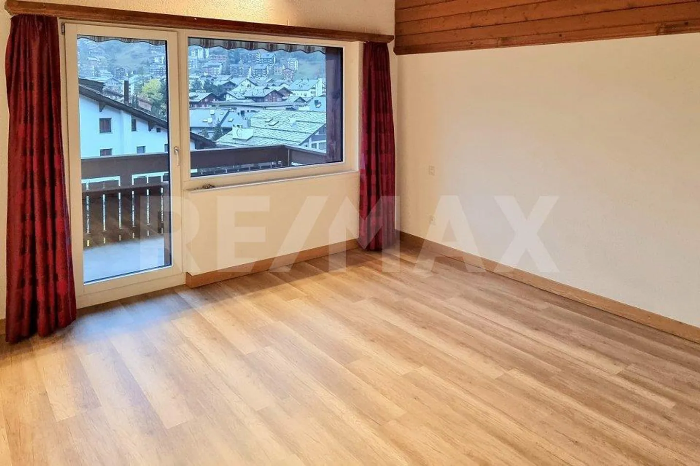 Appartement sous les combles 4½ pièces (seconde résidence) - Photo 5 sur 12