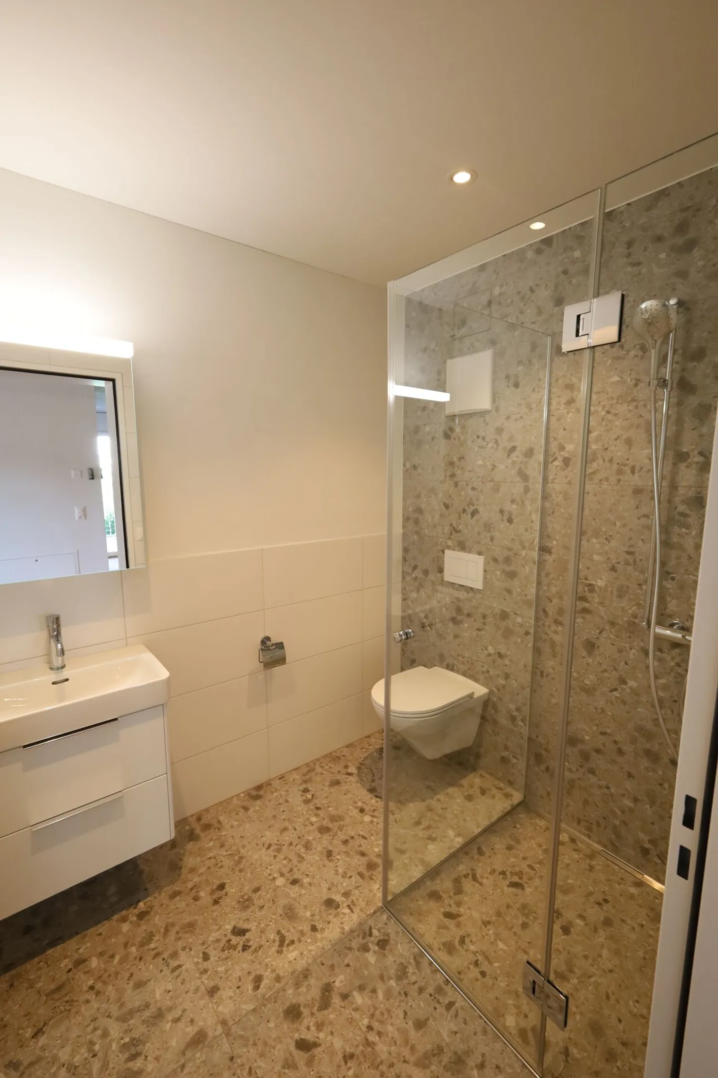 Modernes Apartment in Liestal - Foto 5 von 8