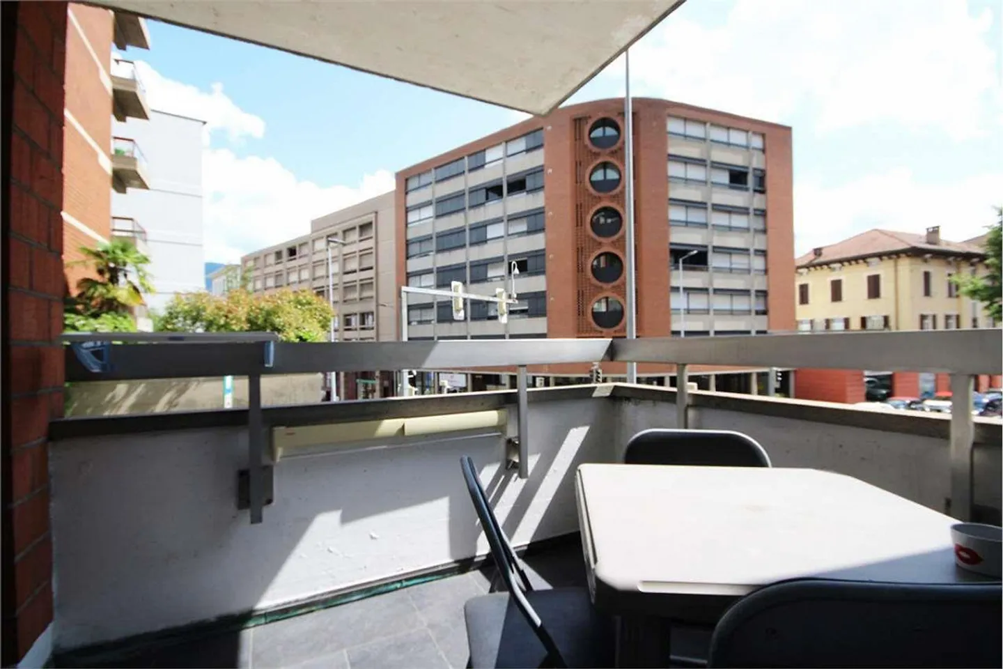 Lugano: rinnovato appartamento in zona stazione - Foto 1 di 10