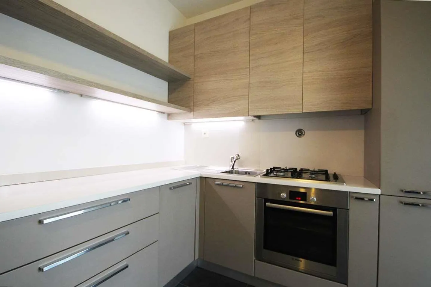 Lugano: rinnovato appartamento in zona stazione - Foto 5 di 10