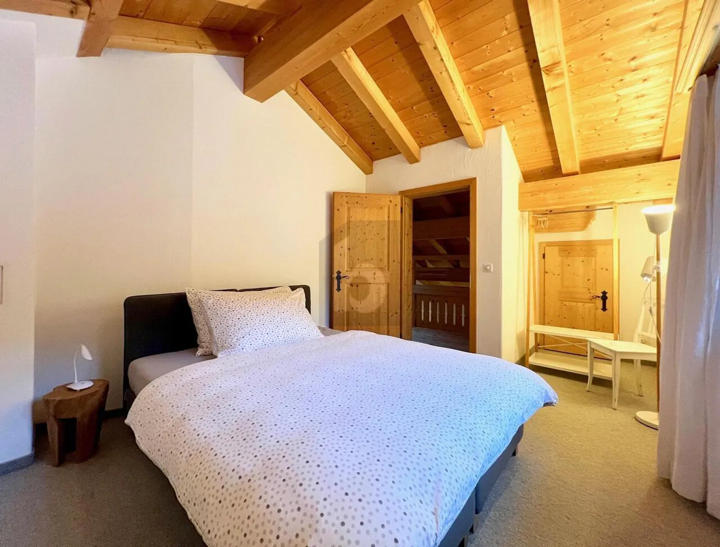 BEAUTIFUL LIVING IN A QUIET LOCATION - Photo 3 of 6