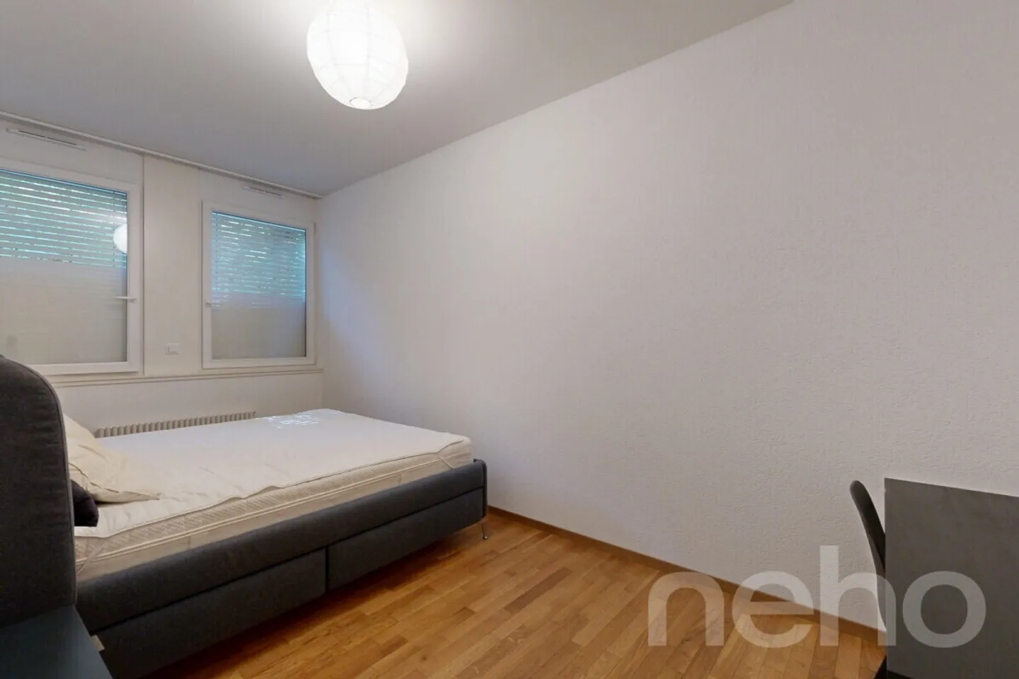 Bright family apartment just steps from all amenities - Photo 9 of 12