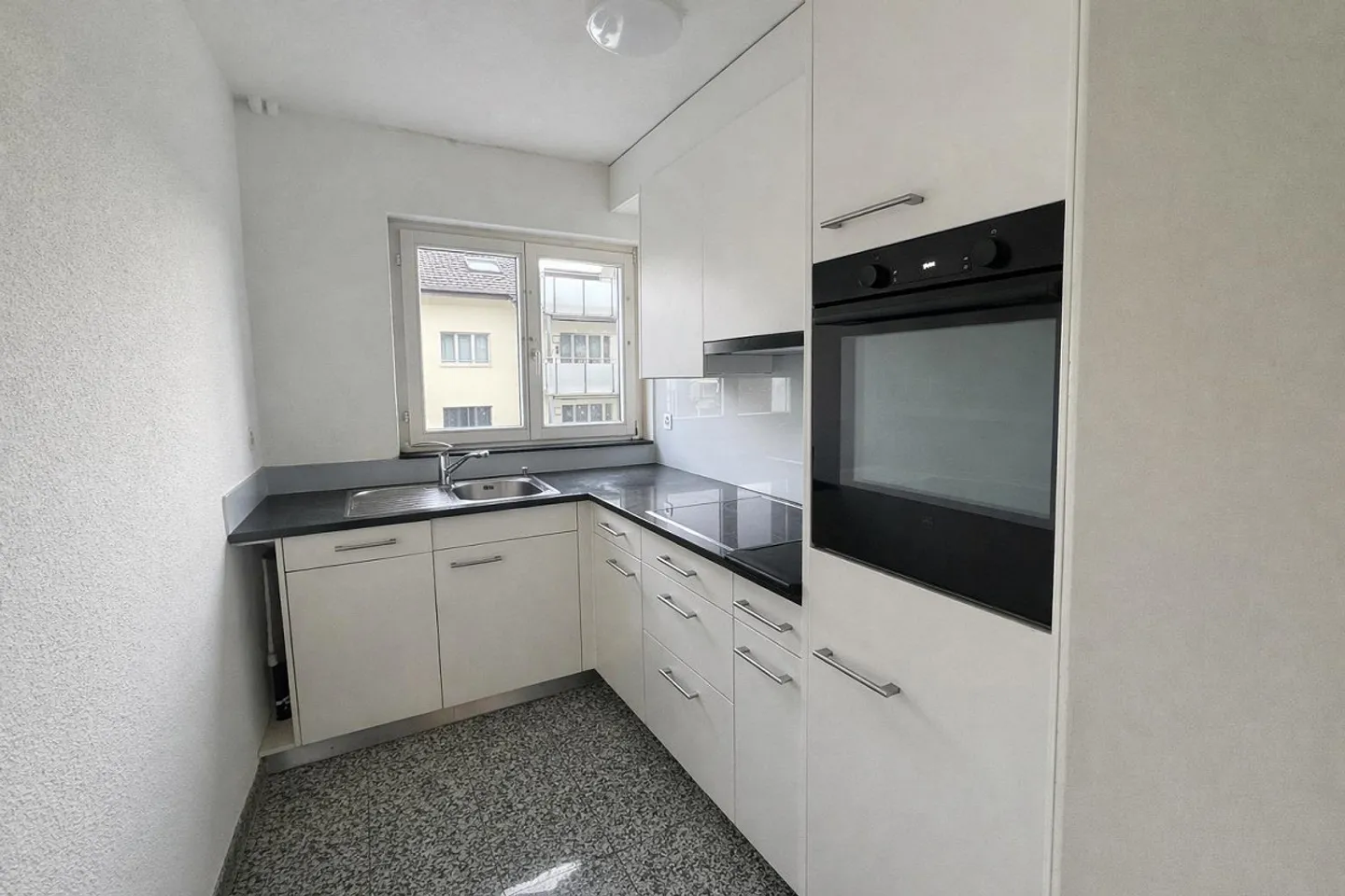 Altbau gem: appartement de 2,5 pièces près du centre de Lucerne - Photo 4 sur 7