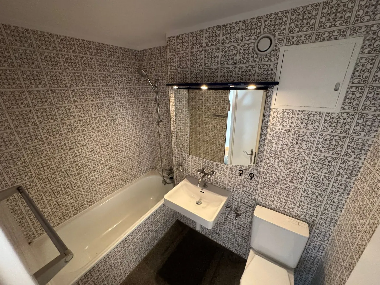 Helle Wohnung mit Grünblick - Foto 5 von 9