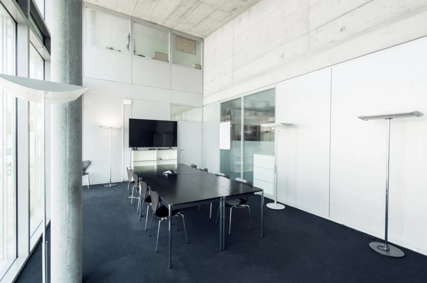 Representative Office Spaces with Special Extras - Photo 7 of 15