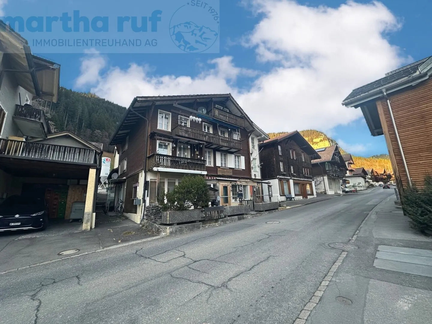 Casa plurifamiliare con vista sulle montagne - Foto 3 di 3
