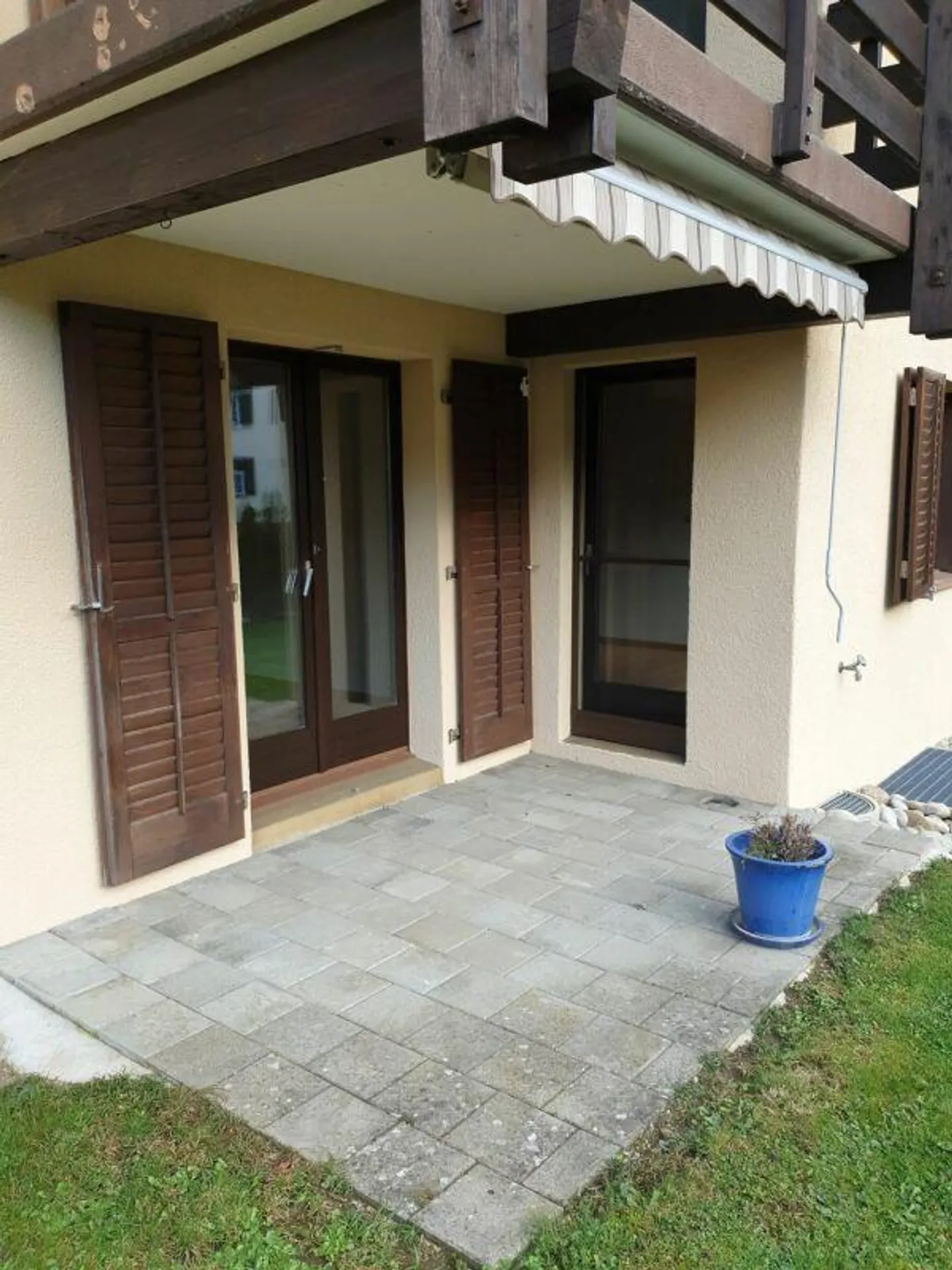 Appartamento 2.5 locali con area giardino - Foto 3 di 6