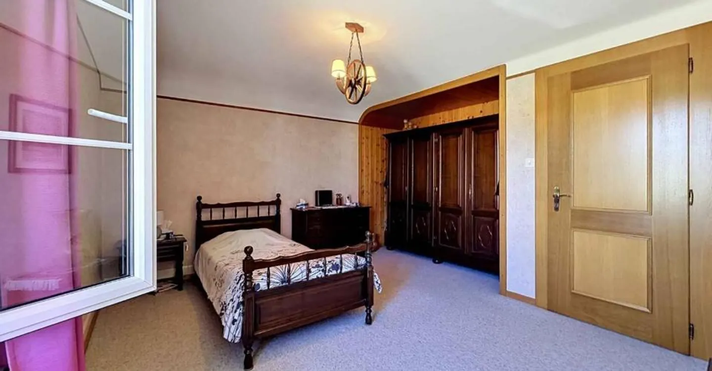 Villa 4.5 Zimmer - Foto 9 von 13