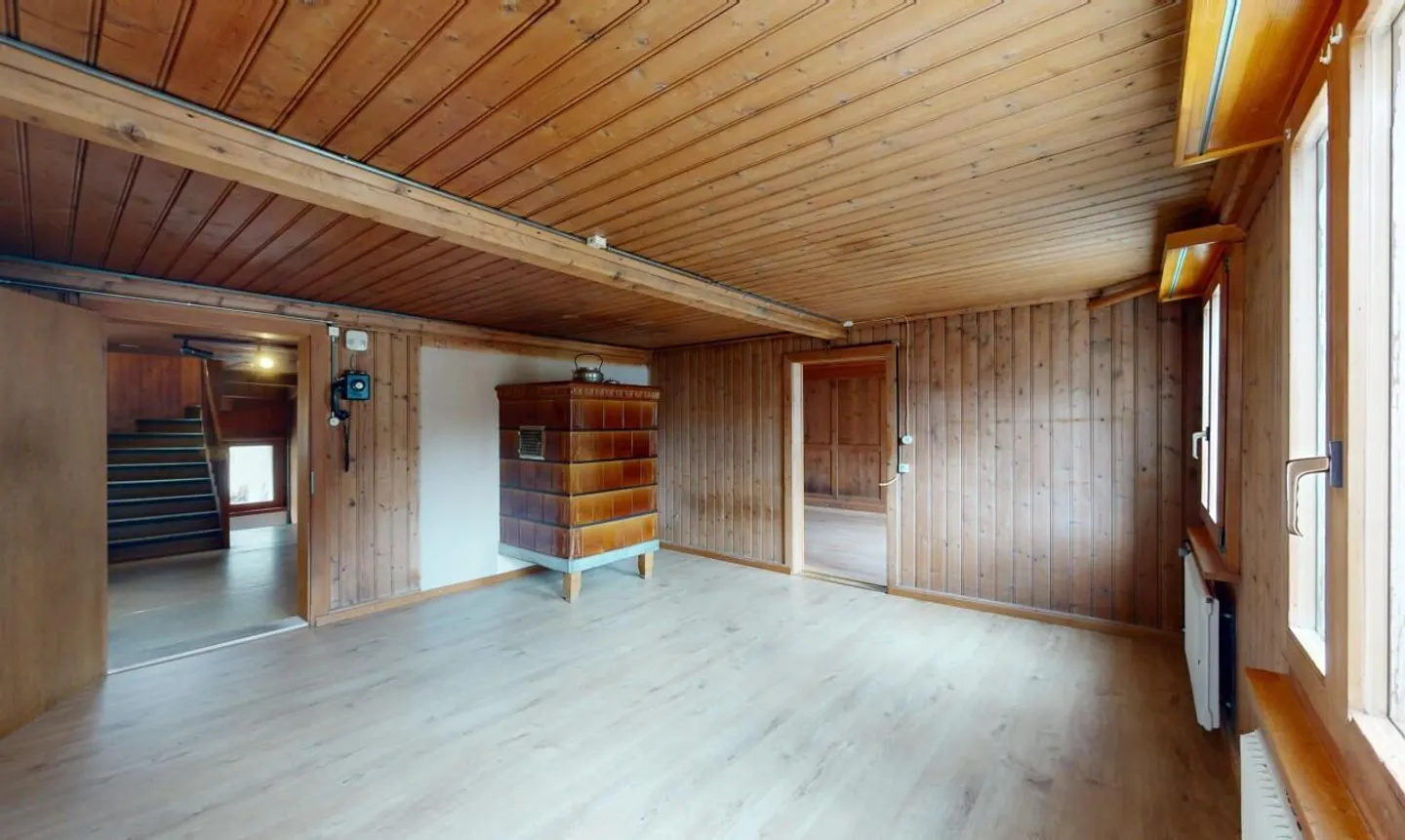 Casa con stalla e grande terreno in posizione idilliaca a Vättis SG - Foto 4 di 11