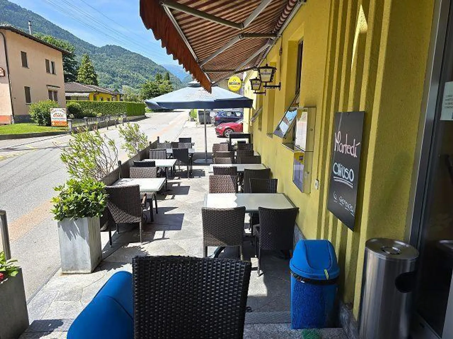 Ristorante con due appartamenti di 4,5 locali anche come immobile da reddito - Foto 19 di 46