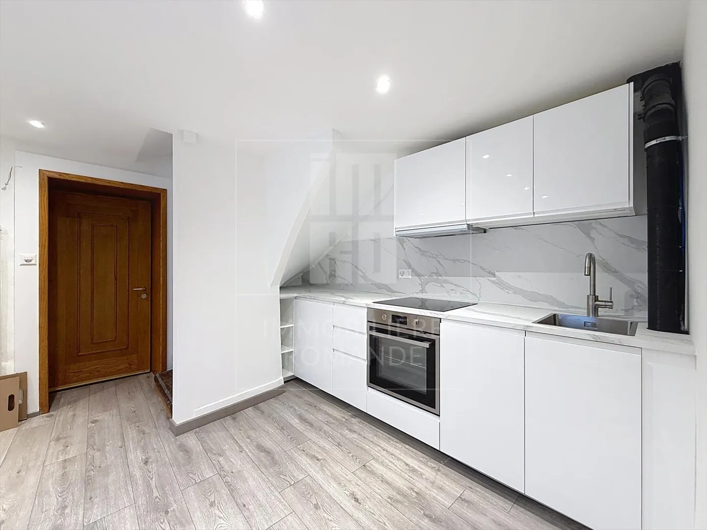 Appartamento 4 locali - Foto 2 di 6