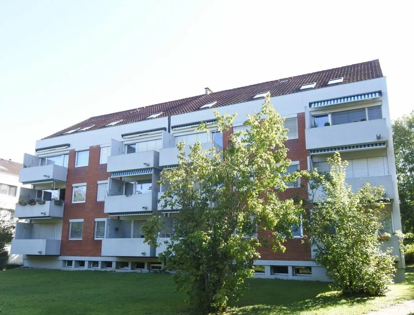 Appartamento 2,5 locali a Oberwil - Foto 1 di 9