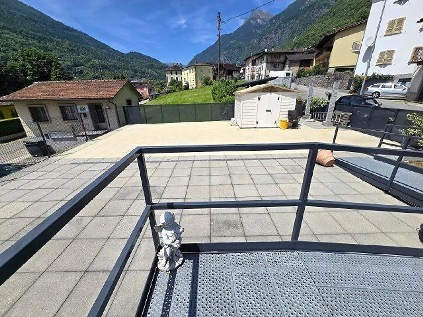 Ristorante con due appartamenti di 4,5 locali anche come immobile da reddito - Foto 31 di 46