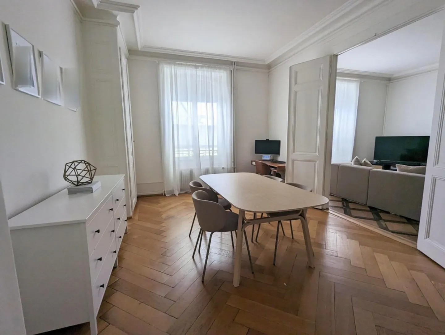 Appartamento di 5 Stanze a Ginevra - Quartiere Eaux-Vives - Foto 2 di 6