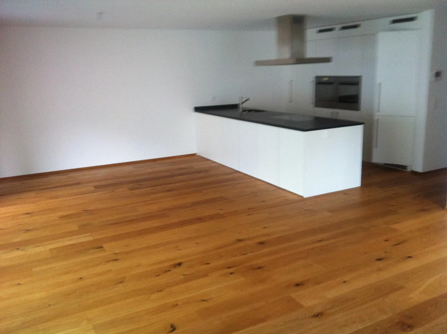 Sehr schöne 5.5 Zimmer Wohnung - Foto 1 von 9