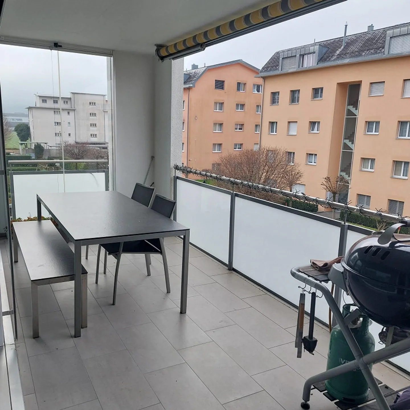 Sehr schöne 5.5 Zimmer Wohnung - Foto 4 von 9