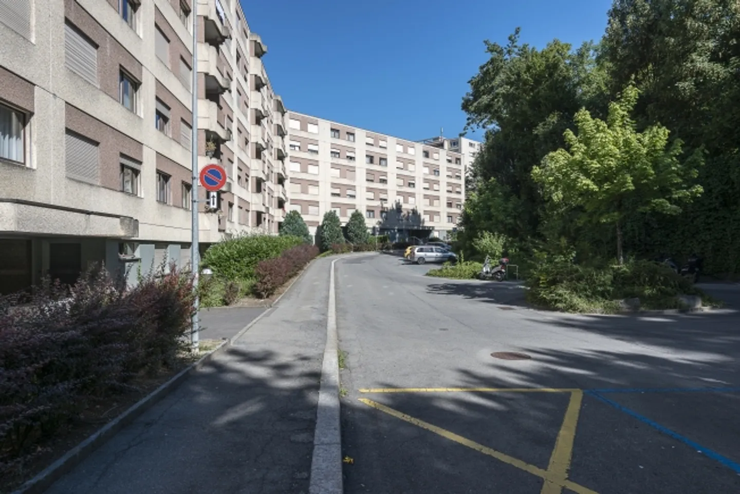 Parkplatz im Freien mieten - Foto 2 von 2