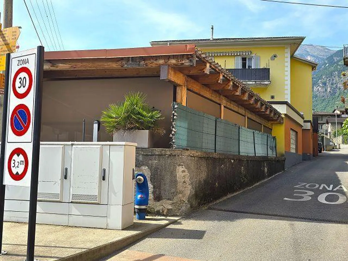 Ristorante con due appartamenti di 4,5 locali anche come immobile da reddito - Foto 45 di 46
