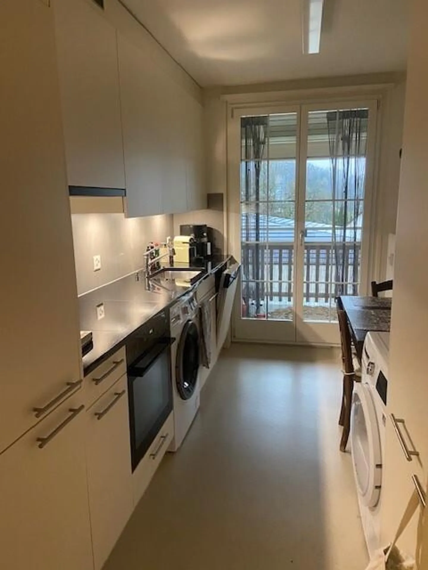 Cozy 4-room apartment in the village center - Photo 2 of 10