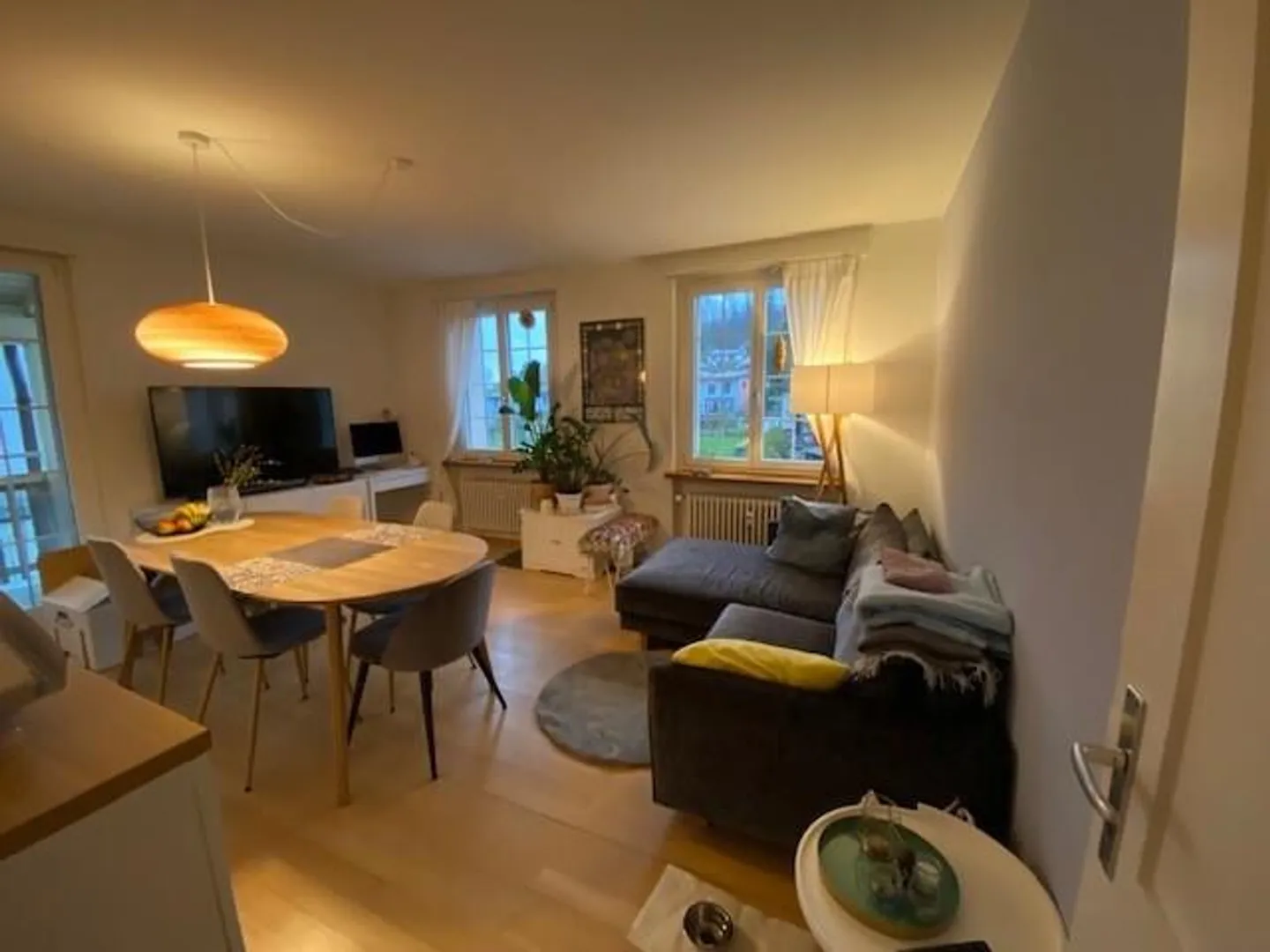 Cozy 4-room apartment in the village center - Photo 4 of 10